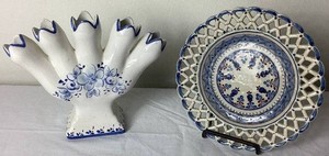 Portugal Pottery - Elpa Alcobaca Five Tulipiere Bud Vase and 7 Lattice Plate