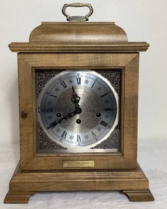 Hamilton Wheatland Mantle Clock with 2 Keys  - 9 x 16 x 6