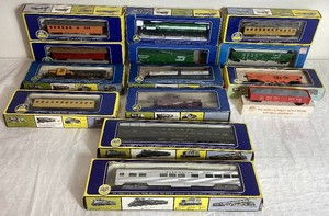 Collection of 14 AHM HO Scale Model Trains