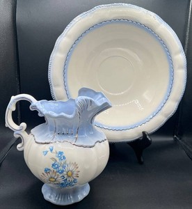Vintage Pitcher and Washbasin