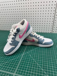 Nike Jordan 1 Low SE Denim Sequin HQ2001-400 Size 6Y New without Tags or Box Shoes