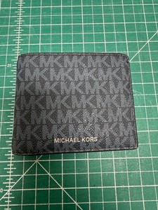 Michael Kors Wallet New WITHOUT Tags Black and Blue LI-2309 Billfold