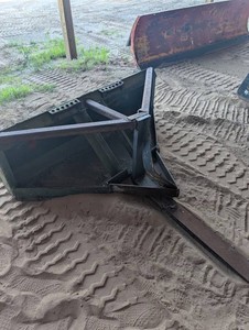 Skid Steer Lifting Attachment