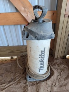 Makita Pump Sprayer