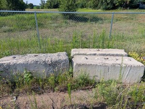 Concrete Jersey Barriers (Lot of 4)