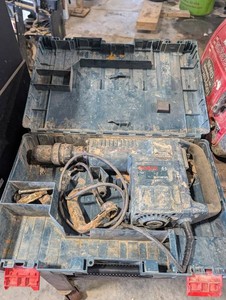 Bosch Sds-max Rotary Hammer With Case