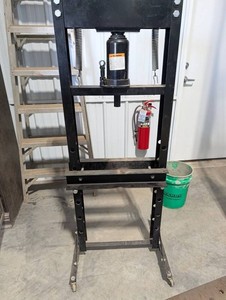 Ironton 20-Ton Shop Press With Bottle Jack