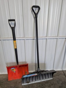 Bigfoot Snow Shovel Set (Lot of 2)