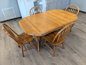 Oak Dining Table Set With 4 Chairs