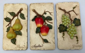 Set Of Three 3D Kitchen Plaques With Apples, Pears & Grapes 5 x 10
