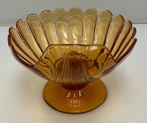 Unique Amber Depression Glass Shell Dish With Pedestal 5 34 x 8