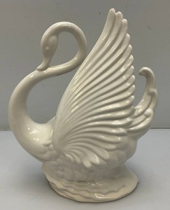 Mid-Century 12 Maddux Brand White Swan TV Lamp (Needs Light) Has Original Foil Sticker