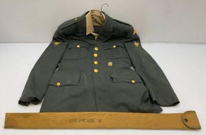 Vintage US Military Army Uniform And US Spare Barrel M8 Canvas Sleeve