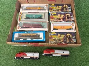 HO Scale Model Trains