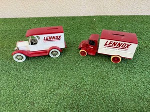 Pair of Lennox Ertl Truck Banks