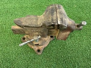 Bench Vise