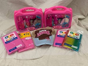 Forever LakeGirl Hat, Hair Style Sets & Party Table Covers Mixed Lot (Lot of 7)