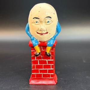 Vintage Cast Iron Humpty Dumpty Sitting on Wall Still Coin Bank
