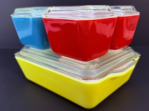 Vintage Pyrex Primary Colors Refrigerator Set 500-Series Complete 8-Pc with Lids - #501, #502, #503 Retro Fridgies