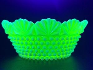 Vintage Fenton Topaz Opalescent Hobnail Bowl - 8.5 RibbonFan Crimped Rim - Uranium  Vaseline Glass GLOWS