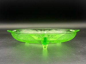 Vintage Anchor Hocking Cameo Ballerina Green Uranium Glass 3-Part Footed Relish Dish Tray 8.5
