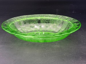 Vintage Jeannette Glass Green Floral Poinsettia Uranium Depression Glass 9 Inch Oval Serving Bowl