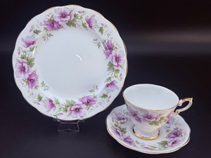 Vintage Royal Standard Violetta Bone China Tea Trio  3-Piece Set