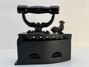 Antique Cast Iron Coal Flat Iron with Rooster Latch &amp Wooden Handle  Vintage Farmhouse Decor