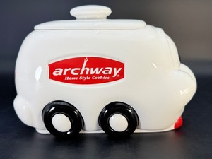 Vintage Archway Home Style Cookies Ceramic Delivery Van Cookie Jar Advertising Collectible
