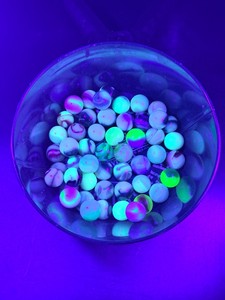  Lot of 50 Vintage UV-Reactive Uranium &amp Custard Glass Marbles 
