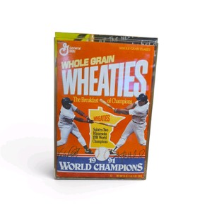 1991 Minnesota Twins World Champions Wheaties box features Kirby Puckett and Kent Hrbek