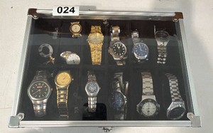 Large lot of mens and womens watches
