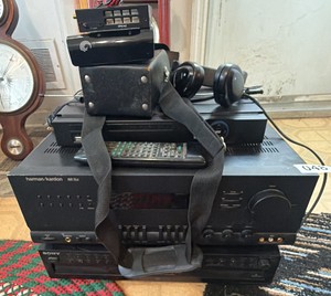 HarmanKardon AVR 25II Receiver, Sony CD Changer & Electronics Lot