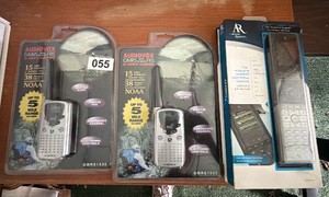 2 New Audiovox GMRSFRS Two-Way Radios & AR Universal Remote