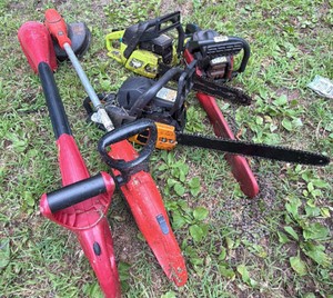 Lot of 2 Poulan Chainsaws, BlackDecker String Trimmer & Hedge Trimmerall condition unknown