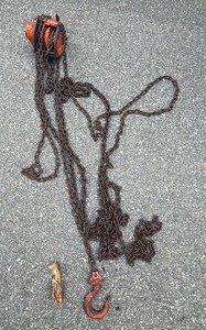 Manual Chain Hoist (Chain Fall) w Hook & Load Chain