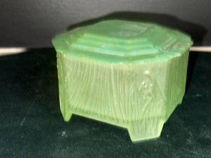 Ramses Roxana Art Deco Powder Box Frosted Green Glass 1920s