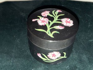Tiffany & Co Mrs Delanys Flowers Sybil Connolly Porcelain Box