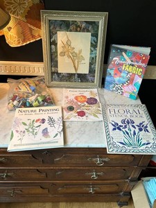 Floral Craft Books, Framed Botanical Art & Thread Mixed Lot