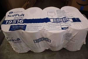 Sofpull Centerpull 2ply Mini Toilet...