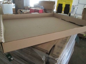 Lot of 20 cardboard flats measuring...