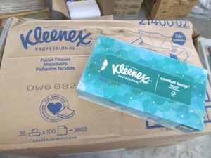 36 100 Count boxes Kleenex facial t...