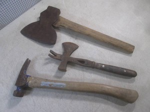 (CS) 2 Vintage Axes and Framing Ham...