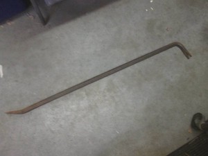 (H-2) 4-Foot Wrecking Bar  Crowbar...