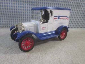 (FS) Ertl Diecast 1923 Cherolet Del...