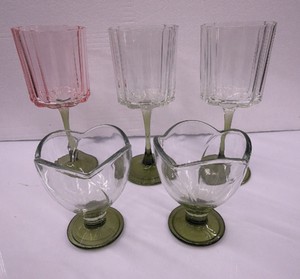 Lot of 5 Brand Mew stemware glasses and wine glasses