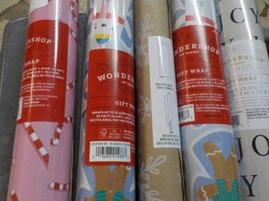 5 rolls Gift Wrapping Paper...