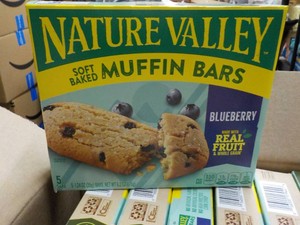 16 Boxes Nature Valley Blueberry Mu...