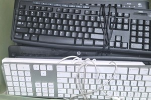 Lot of used keyboards (10 in lot)