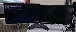 Planar dual monitor mount with 2 Acer monitors